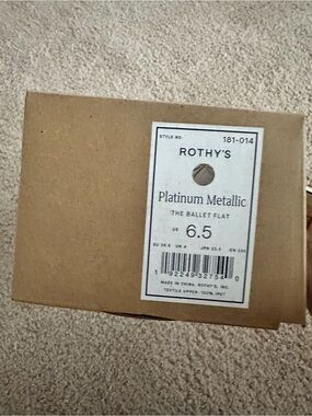 Rothy's Platinum Metallic Silver Ballet Flat Box Label